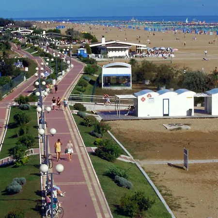 Apartamento Enjoy The Breeze In Our Colorful Flat *